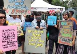 ဆောင်းပါး